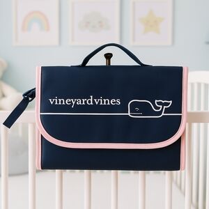 NWT VINEYARD VINES TRAVEL DIAPER PAD WITH STORAGE BABY TODDLER SHOWER GIFT